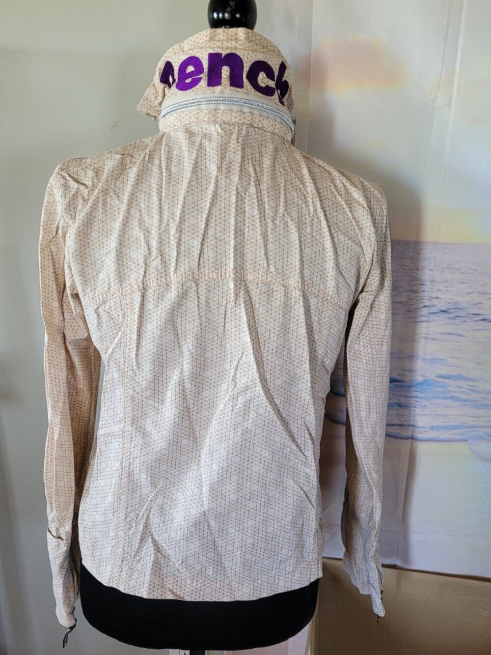 Bench Jacket ~ Med - Picture 2 of 2